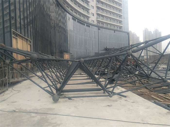 北碚万豪酒店雨棚网架